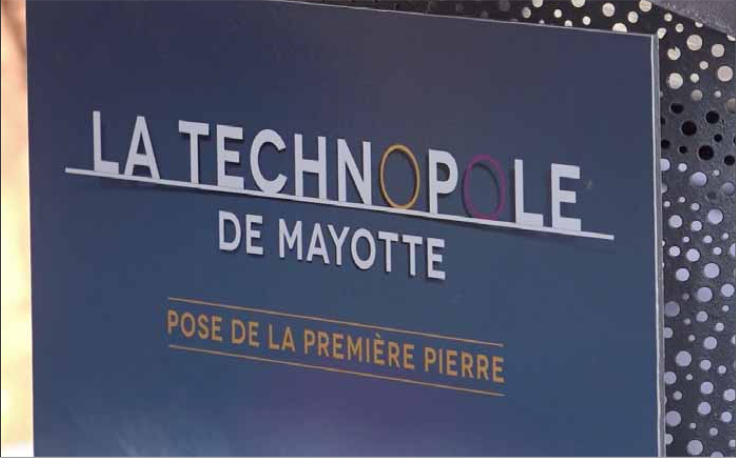 La première pierre de la technopole de Dembéni était posée hier