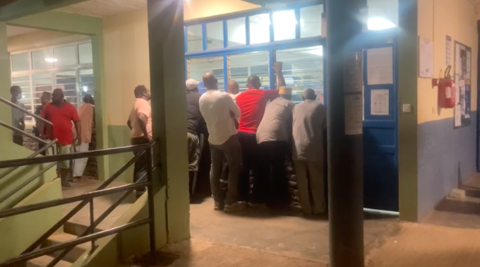 Les dépouillements ont commencé à Cavani Sud, mais on vote toujours à Kawéni Village