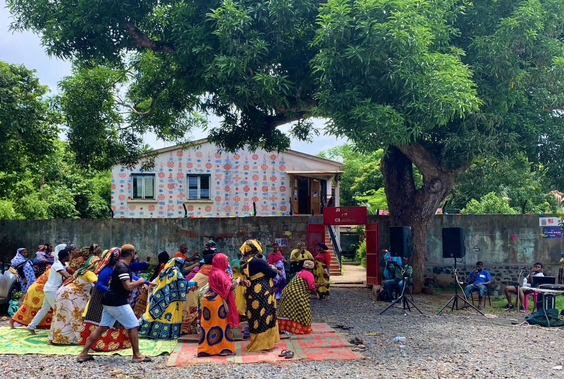 Un débat sur les lieux de culture à Mayotte