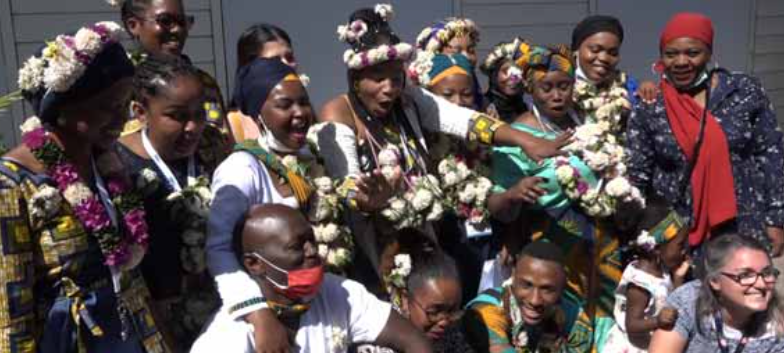 13 nouveaux infirmièr(e)s diplômé(e)s d’état