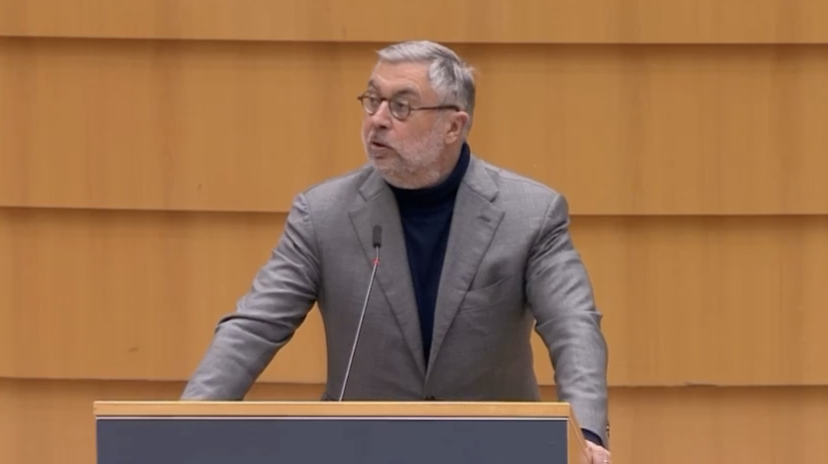 André Rougé réclame la fin de l’aide européenne aux Comores (vidéo)