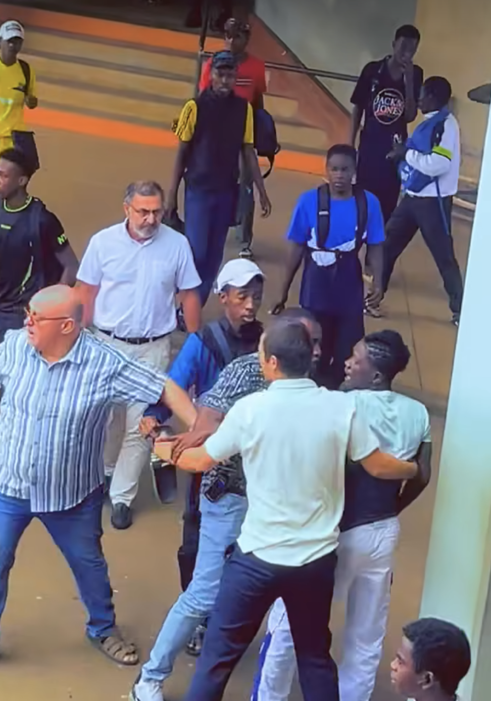 Une bagarre au lycée de Tsararano affole les élèves