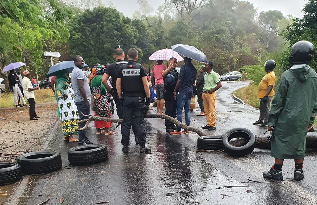 Le carrefour N’Guézi bloqué