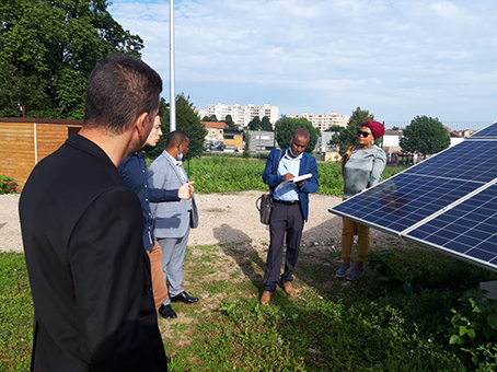 Une visite métropolitaine pour la production agricole, les énergies vertes, le recyclage et une salle de spectacle…