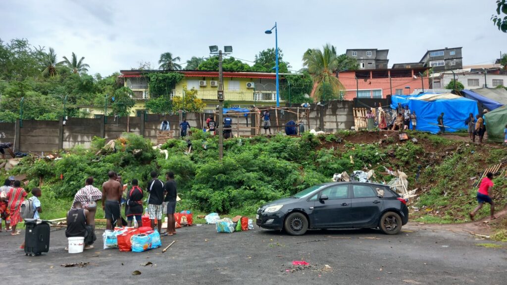 Demantelement Cavani migrants africains