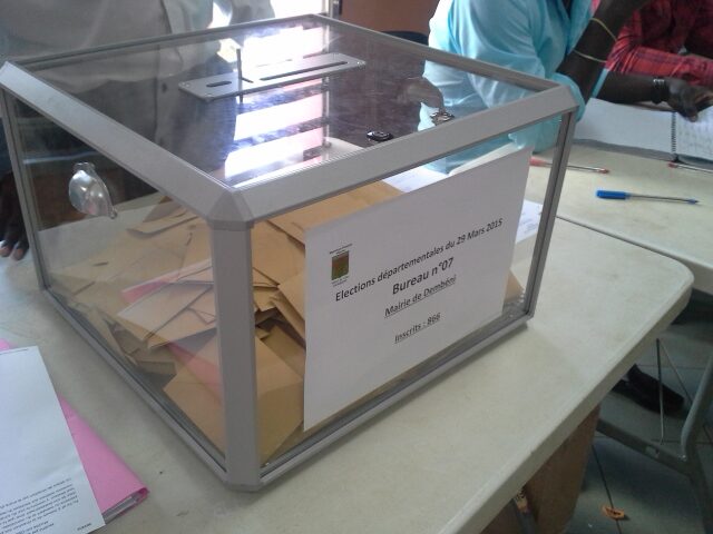 En direct des bureaux de votes n°138 et n°7