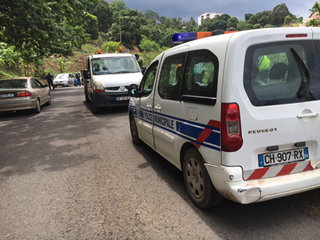 Destruction d’un banga à Kawéni