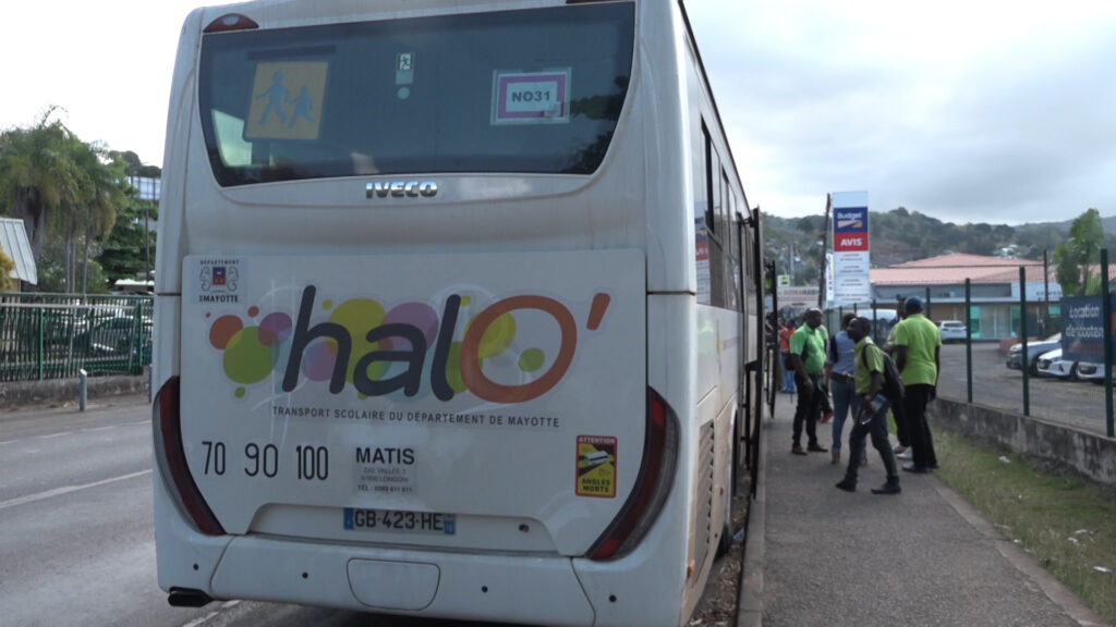 DroitRetraitTransportScolaire.00 11 45 03.Still028