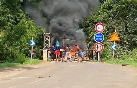 Le personnel de l’hôpital de Dzoumogné veut porter plainte et faire grève pour sa sécurité