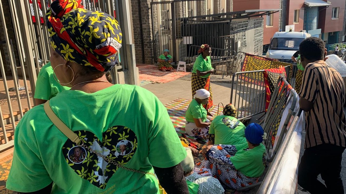 Le syndicat de la Coordination rurale s’unit au collectif 2018 pour bloquer le bâtiment des étrangers