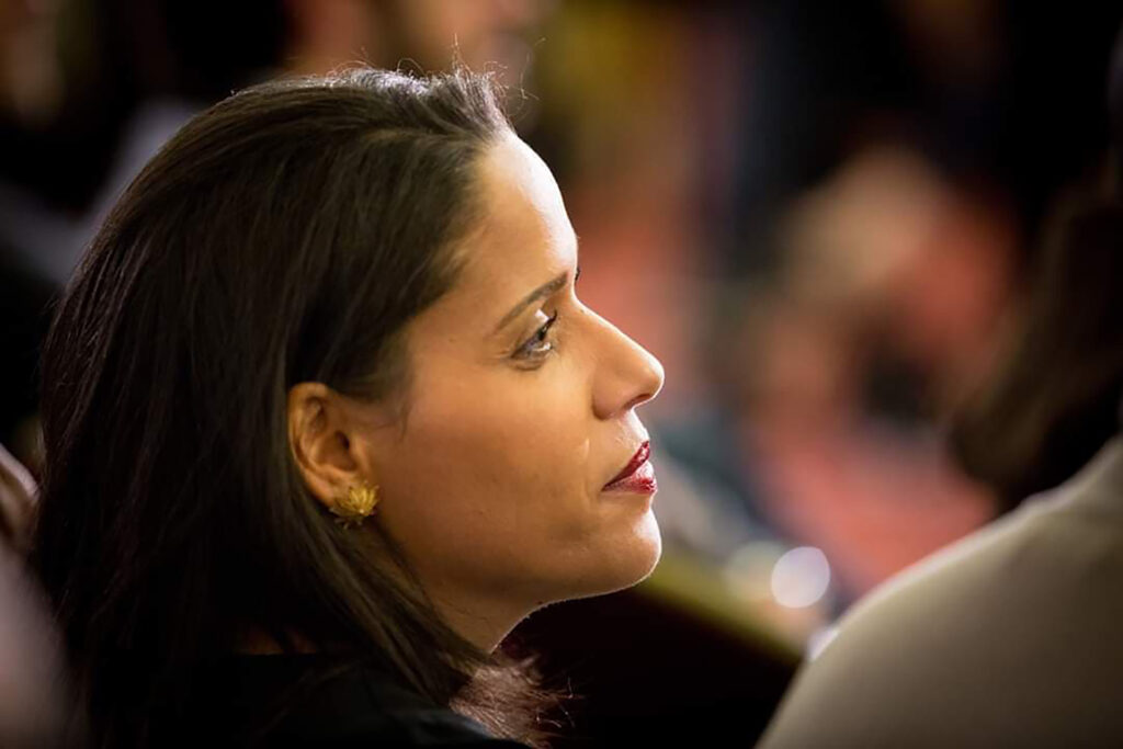 Les 5 députés ultramarins du groupe LIOT ont participé au dîner à l'Élysée 1 Estelle Youssouffa