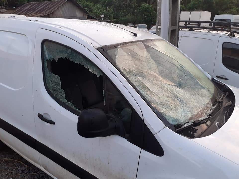 Mtsangamouji : vandalisme et véhicules caillassés cette nuit (VIDEO)