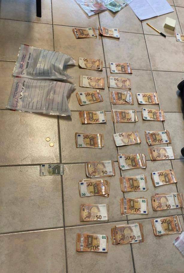 Mtsamboro : 25 000 euros et des appareils électroniques à bord d’un kwassa