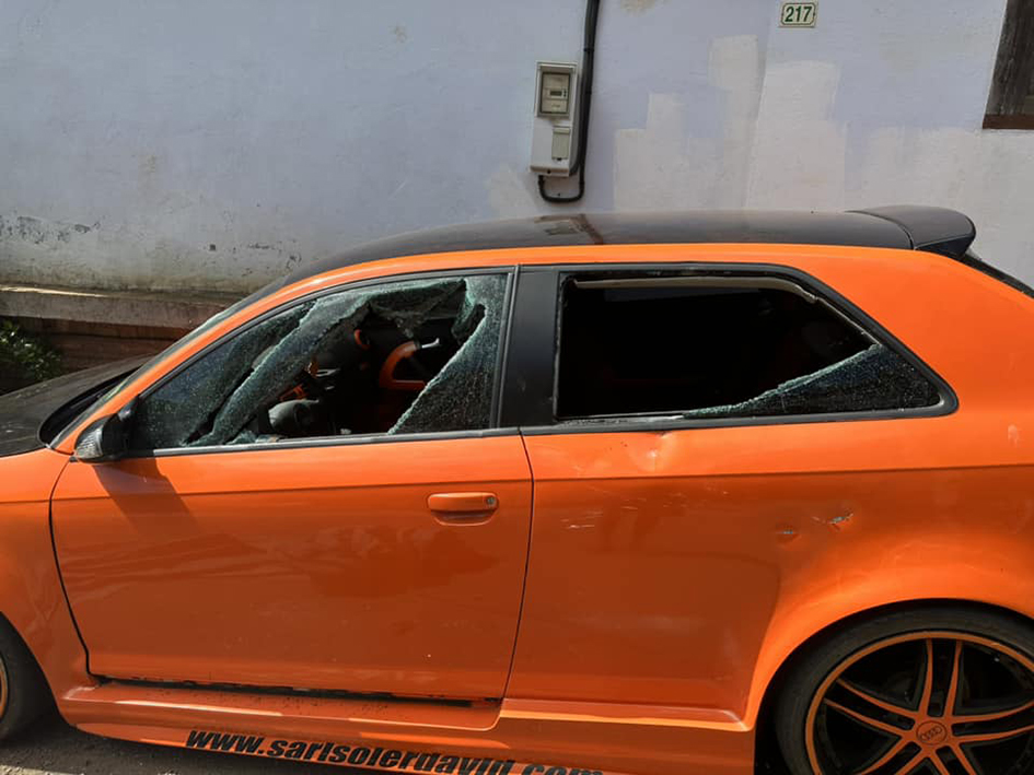 Une cinquantaine de jeunes voyous casseurs pris à partie par la population excédée qui s’en est aussi pris à la gendarmerie