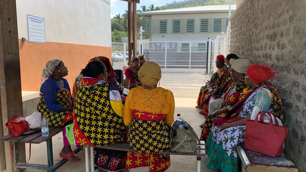 Les Femmes leaders entendues par la police après une plainte contre X » du CHM