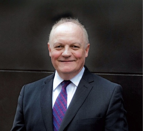 François ASSELINEAU, président de l’Union Populaire Républicaine à la rencontre des Mahorais