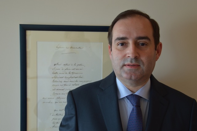 Mésaventure : Caribou Mayotte Monsieur le Préfet !