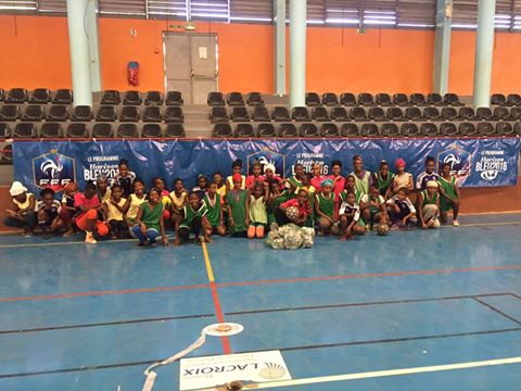 Finale UNSS Futsal féminin : le collège de Mtzamboro, vainqueur