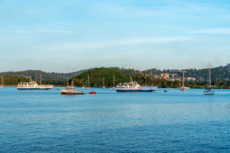 Barges : trafic ralenti jusqu’à vendredi entre les quais Ballou et Colas