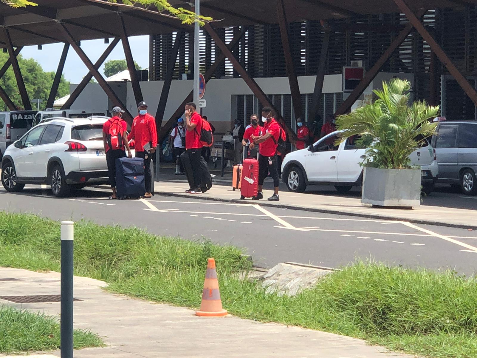 Les joueurs du FC Mtsapéré sont revenus à Mayotte