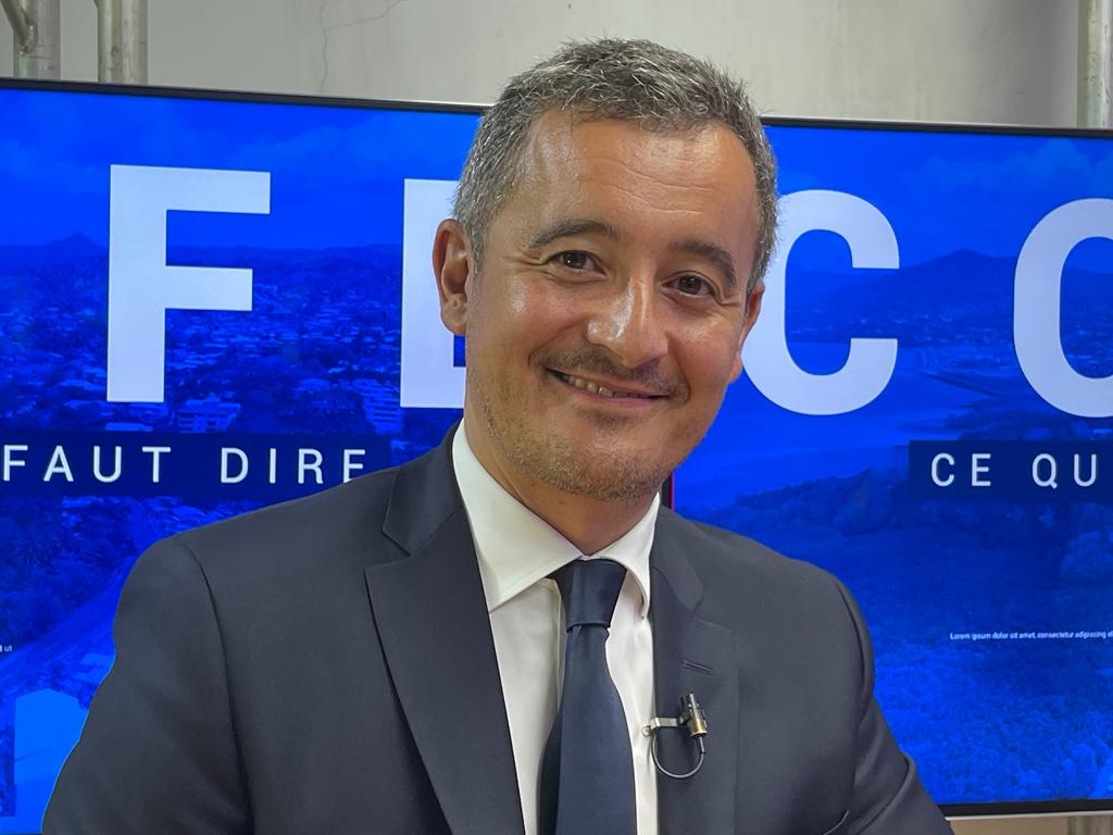 Gérald Darmanin doit rester en métropole