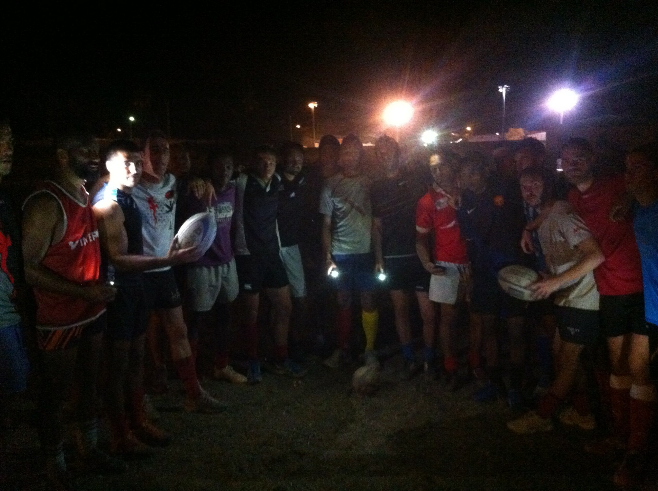 Rugby Club de Petite Terre, privé de lumière sur le stade de Labattoir