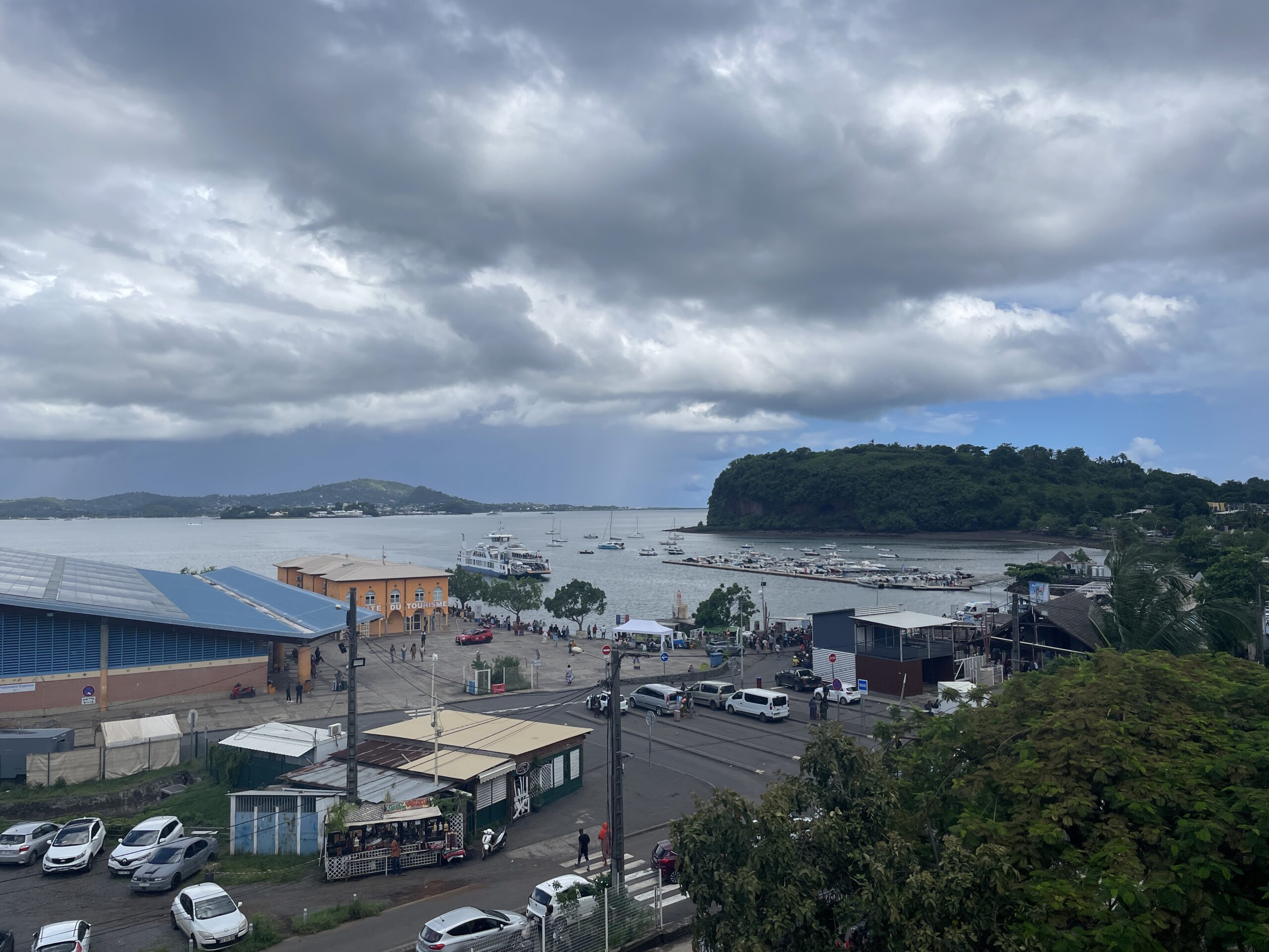 Le service des barges a repris