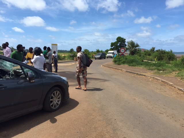 Barrage levé à Doujani 1