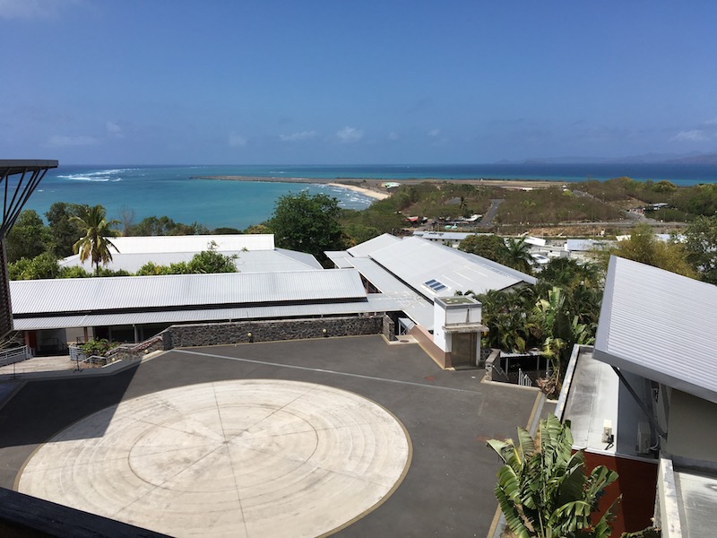 Un élève du lycée de Petite Terre poignardé devant l’établissement