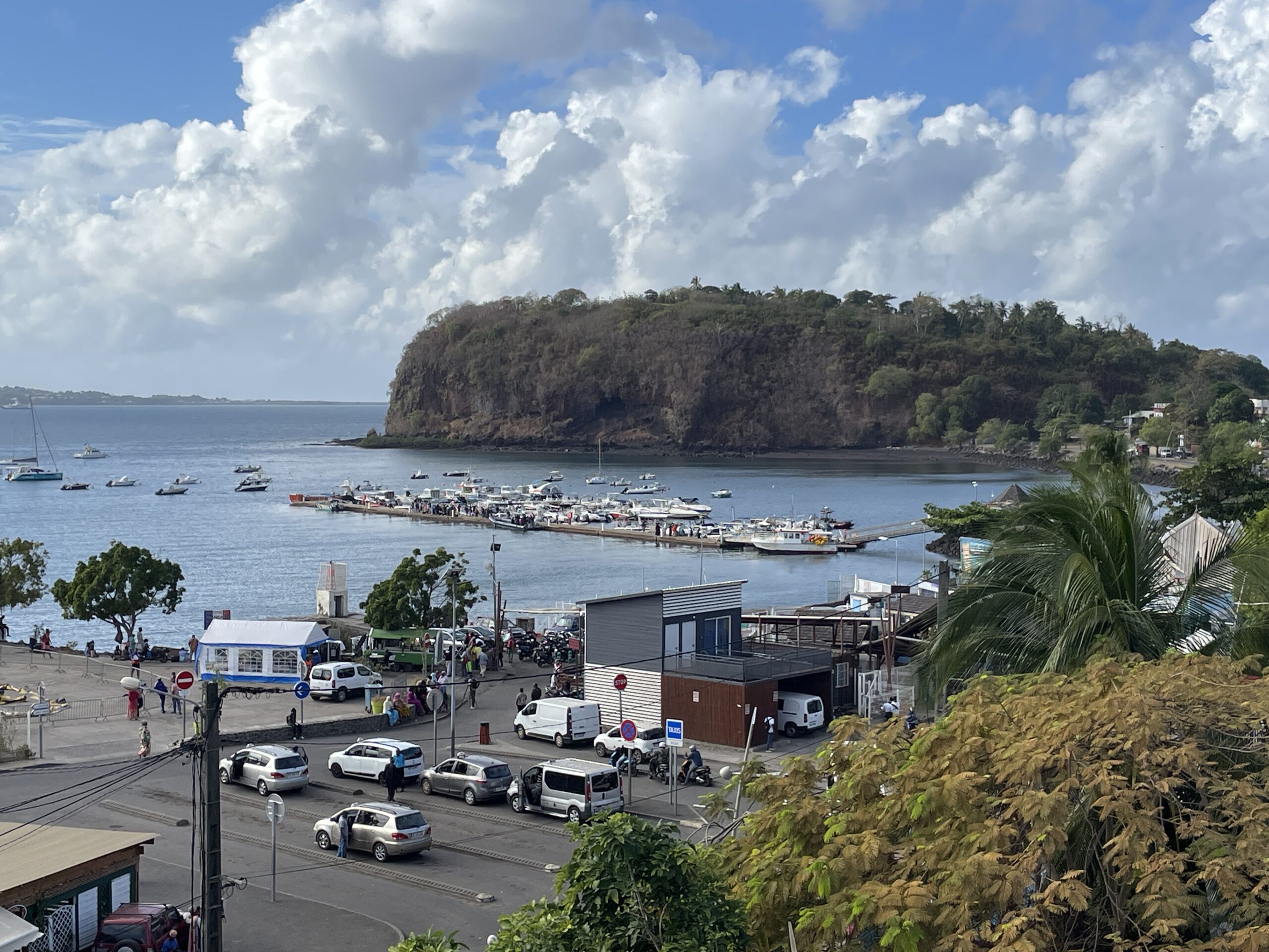 Le service des barges est très perturbé depuis ce matin