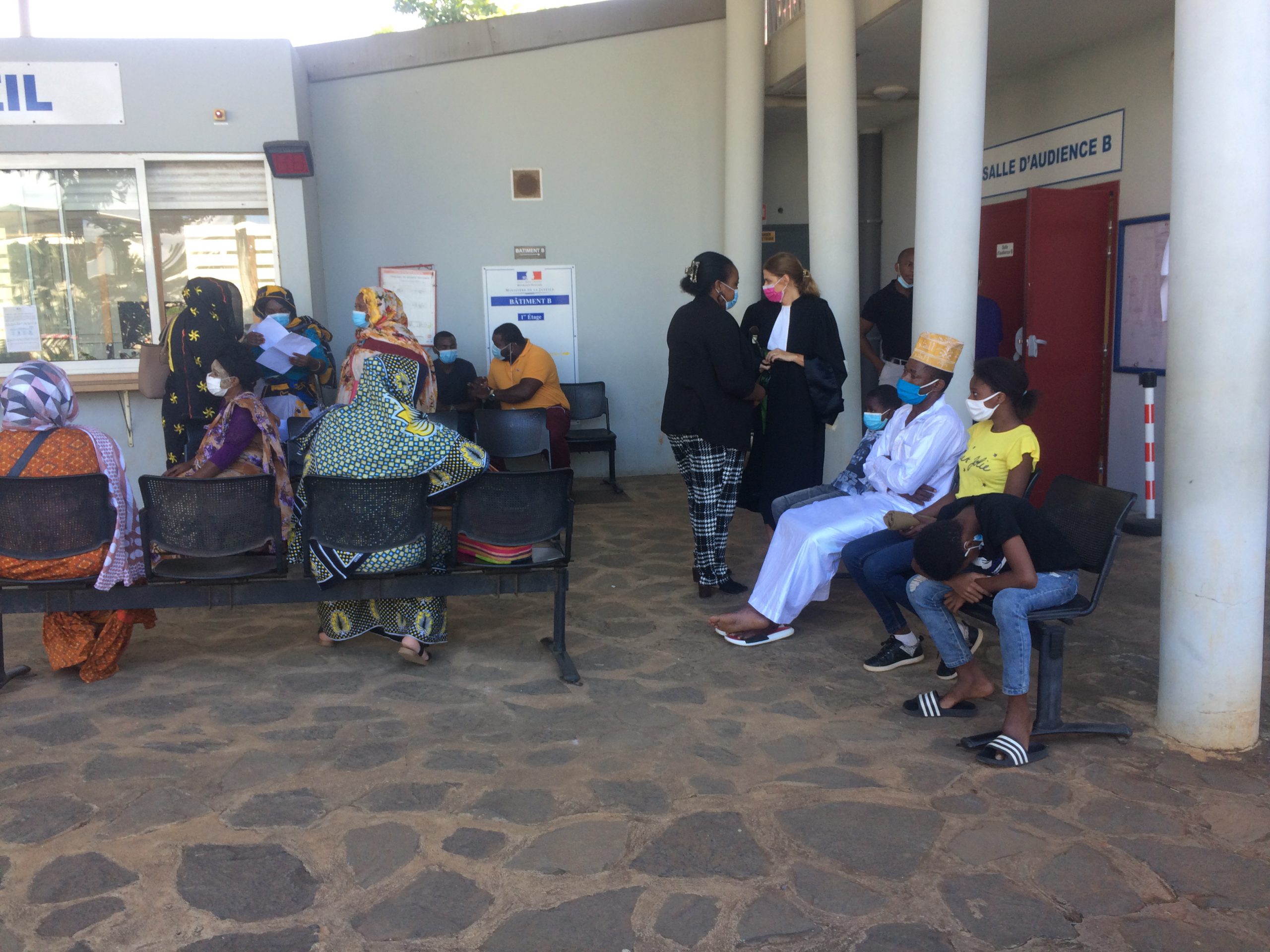 Ivre, il agresse un couple de métropolitains au coupe-coupe dans leur maison