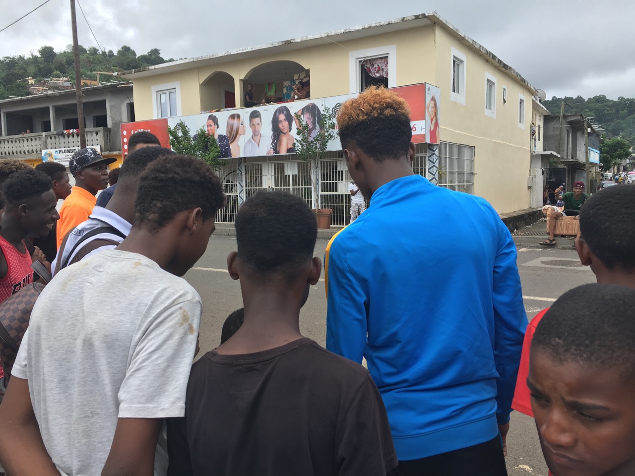 Le tournage d’un clip sème la panique à Kaweni