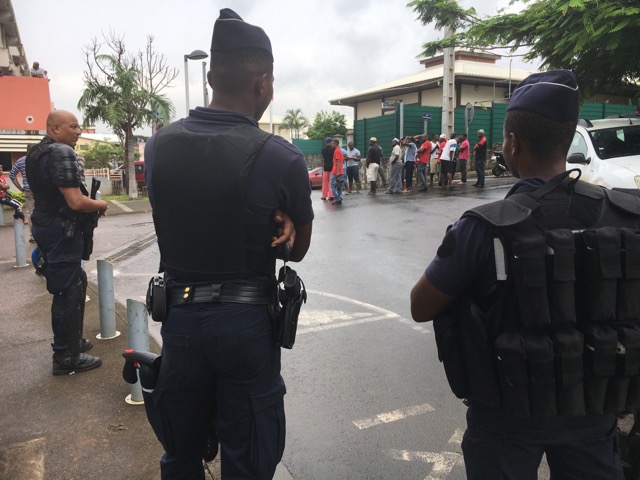 Vidéos de l’interpellation des grévistes de Mayco