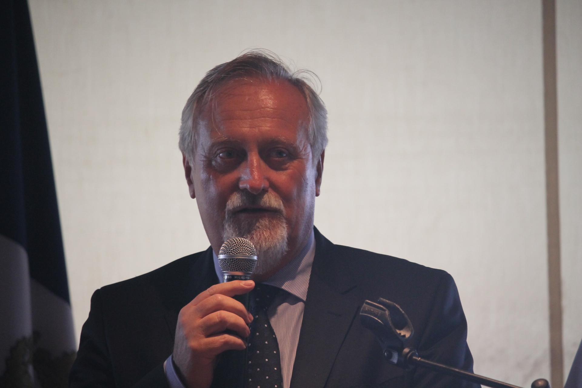 Drame à Sada : “Aucune querelle ne peut justifier qu’un jeune homme de 19 ans perde la vie” réagit le préfet