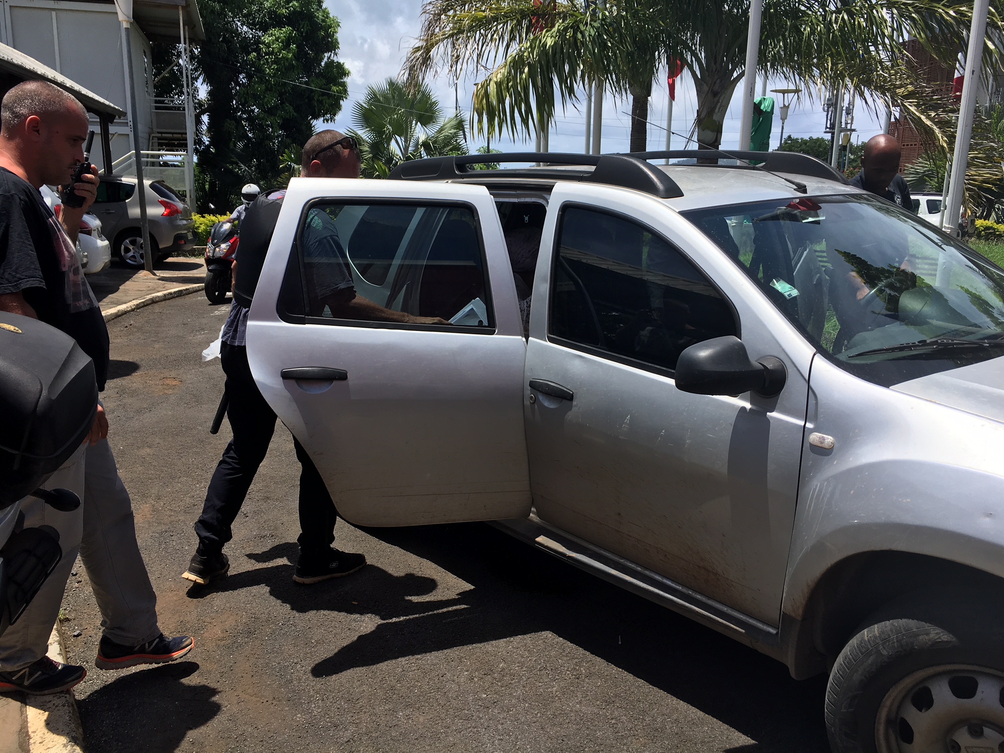 Thani Mohamed Soilihi et Roukia Lahadji exfiltrés du conseil départemental