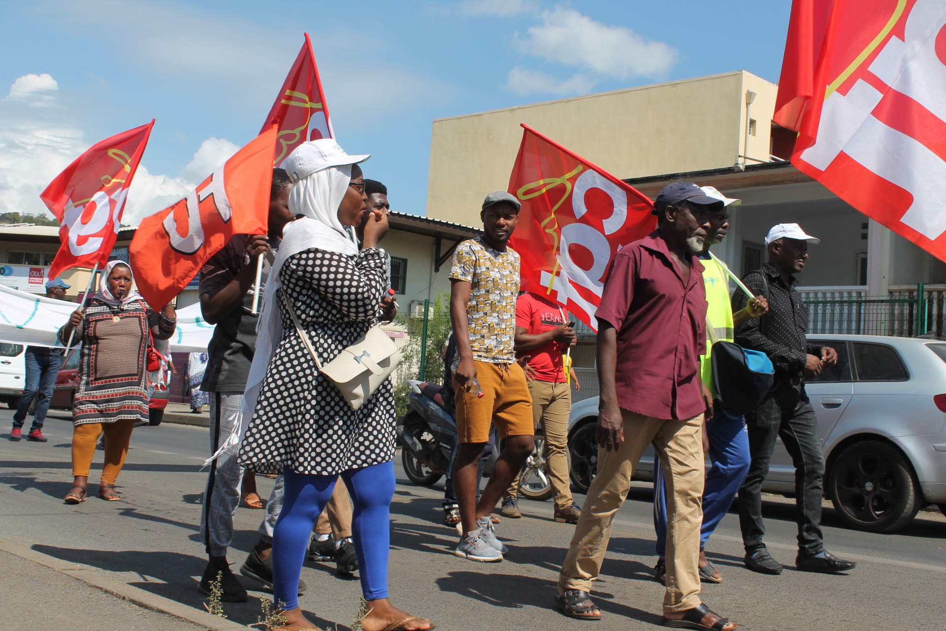 Les agents du SIEAM dans la rue ce matin