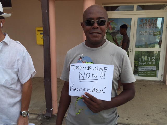 Gauthier n’est plus seul, Place de la République