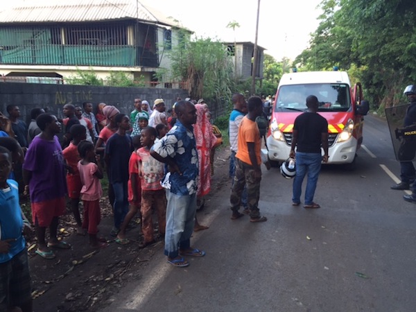Bagarre à Tsoundzou 2 : le pronostic vital de l’éducateur qui a voulu s’interposer engagé
