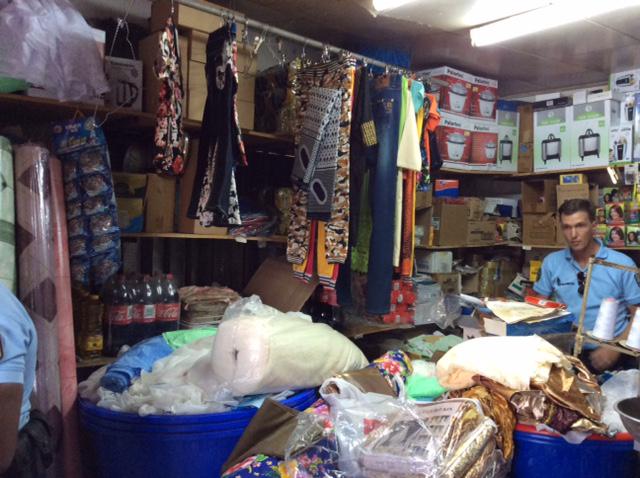 Contrôle de commerces sur Petite-Terre dans le cadre de la lutte contre le travail illégal