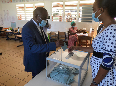 Issa Abdou chute et tire sa révérence avec élégance