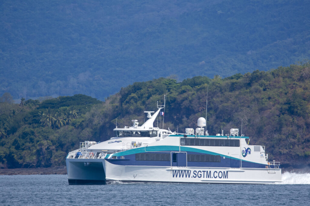 MARC DSC 7325 ID15735 2000x1334 1