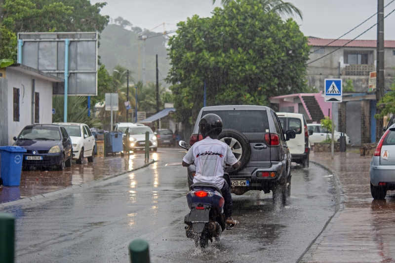 Alerte vigilance fortes pluies sur Mayotte demain matin