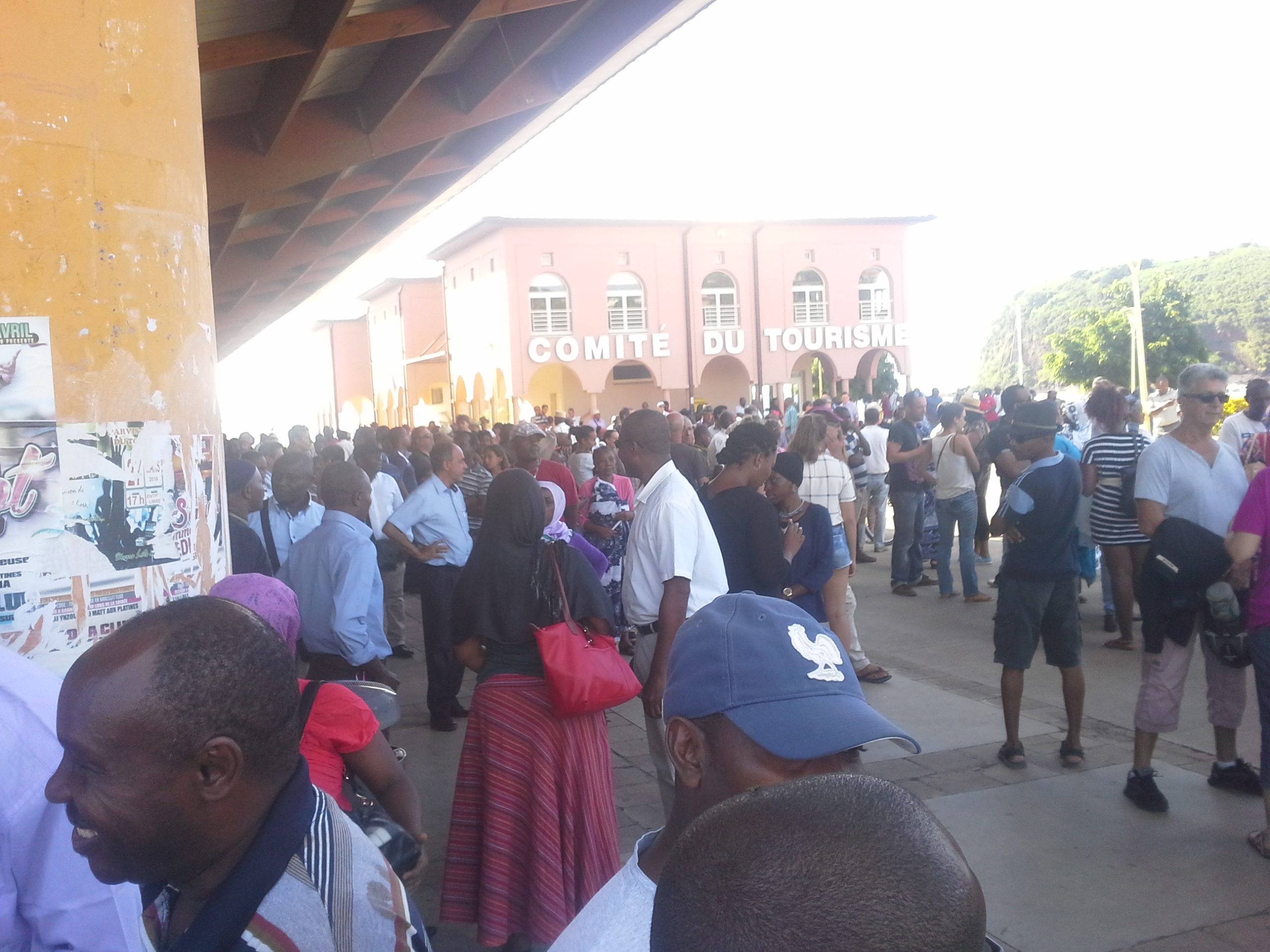 Mayotte île morte : le top départ (vidéo)