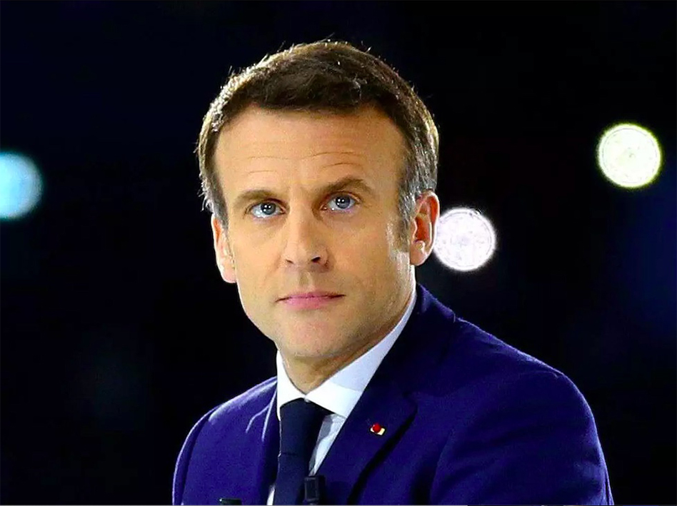 Macron passe en tête au 1er tour