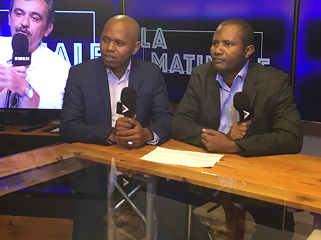 MDM et Modem main dans la main pour Macron