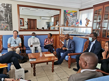 Ousséni Ben Issa rencontre les sénateurs en mission