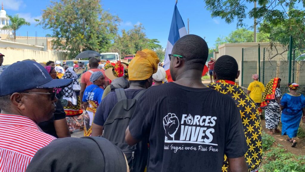 Le tribunal ciblé par les manifestants (video) 8 PHOTO 2024 02 06 10 33 26