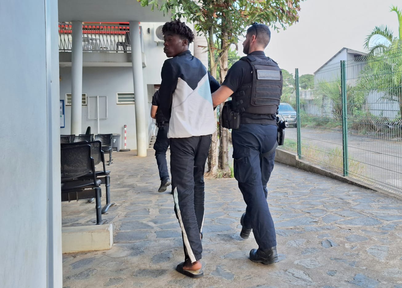 Prison ferme pour les coupeurs de route