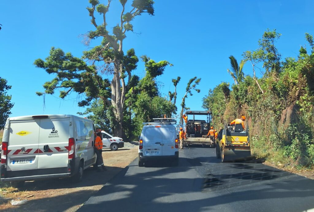 Circulation alternée, bouchons garantis à Vahibé ... mais c'est pour la bonne cause (video) 3 PHOTO 2025 07 17 17 35 48 1