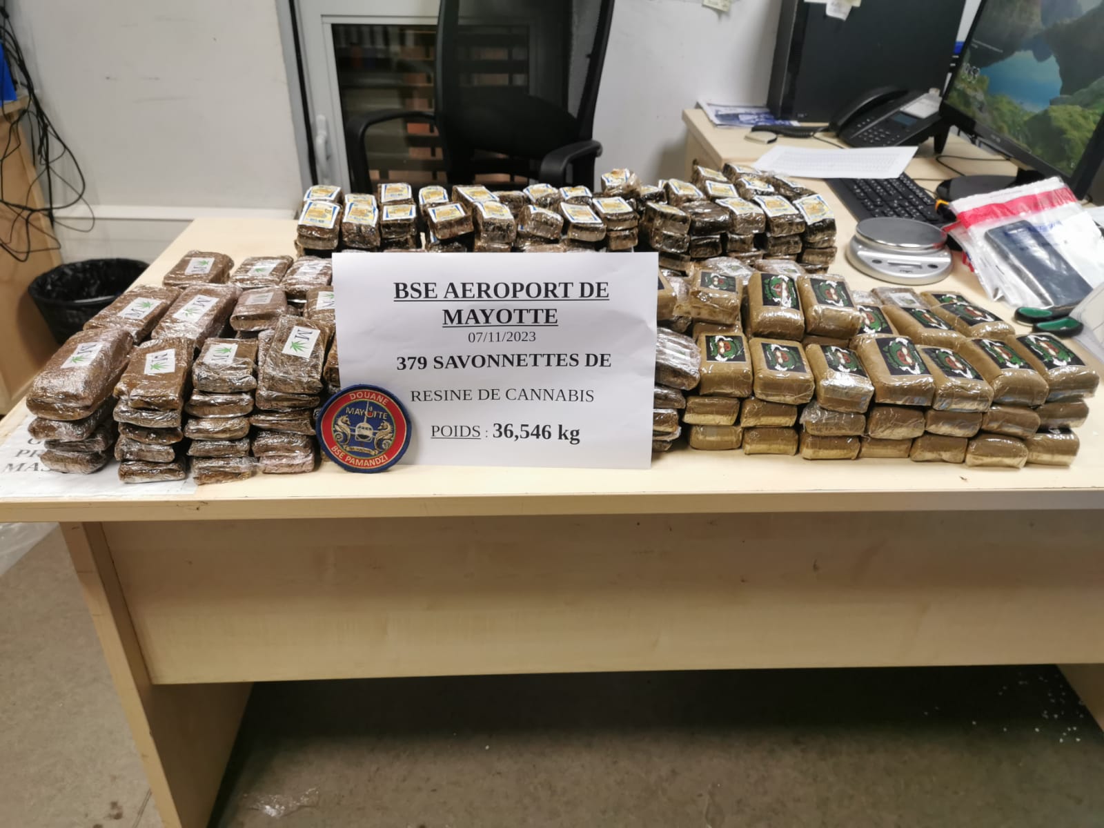 Nouvelle saisie marquante de drogue par les douaniers de l’aéroport Marcel HENRY